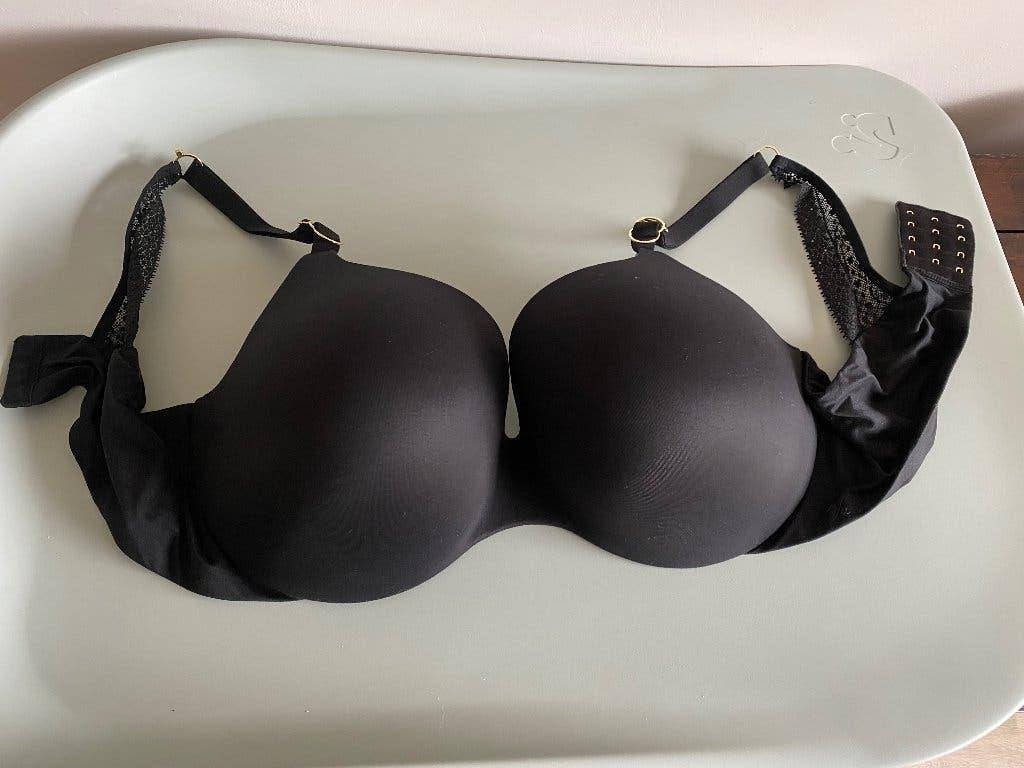 Victoria's Secret Perfect Shape Bh Zwart 40DD/E90, Kleding | Dames, Ophalen of Verzenden, Zwart, BH