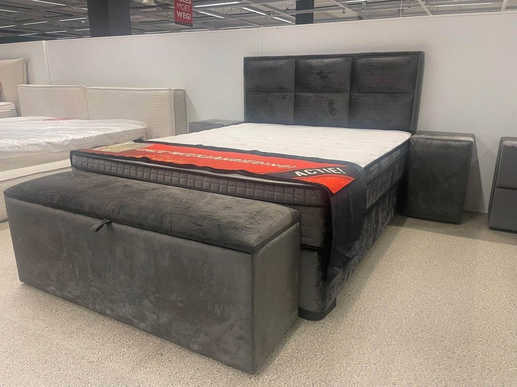 Foto 8 van Boxspring Opberg bed met matras va €595