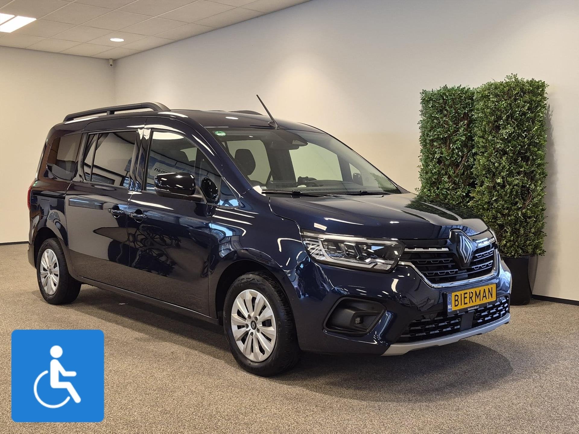 Renault Kangoo L2 Rolstoelauto 5+1, 12 maanden, Gebruikt, Zwart, Blauw