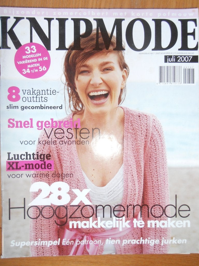 Knipmode juli 2007 een patroon voor 10 jurken, Ophalen of Verzenden, Zo goed als nieuw, Vrouw, Knipmode