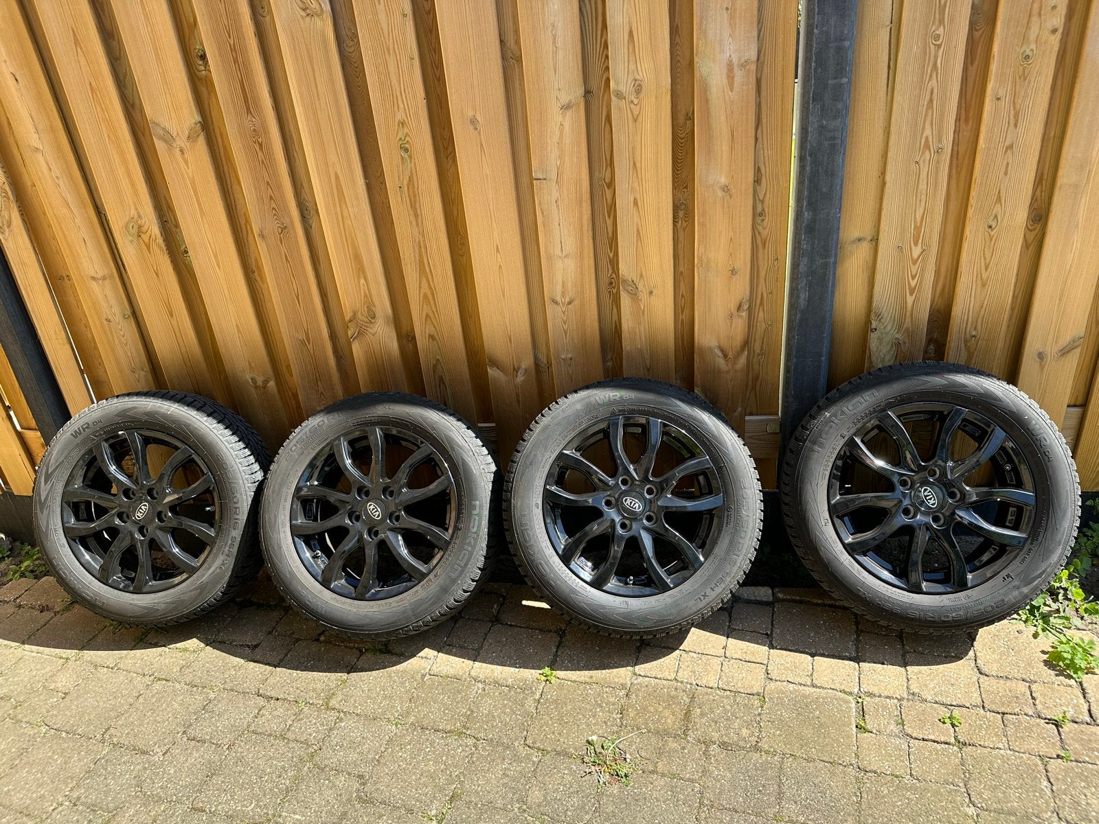 Kia Niro 16” winterset Nokian WR D4 205/60 R16 96H XL TPMS, Auto-onderdelen, Banden en Velgen, Ophalen, Gebruikt, 16 inch, Banden en Velgen