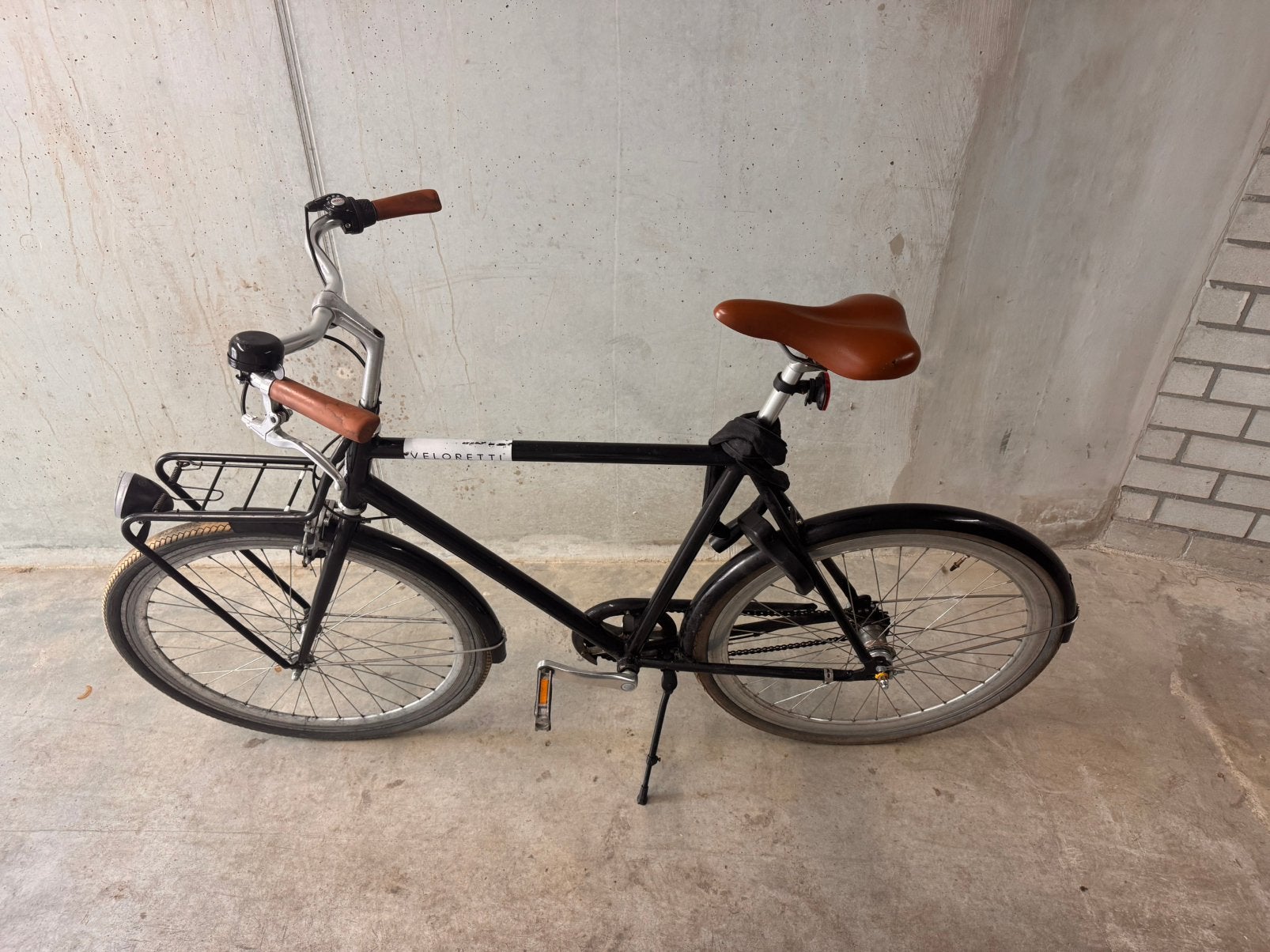 Veloretti caferacer black with gears, Terugtraprem, Versnellingen, Zo goed als nieuw, 57 tot 61 cm