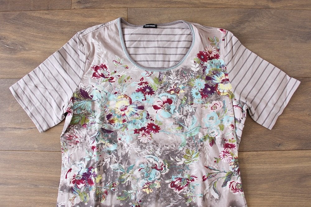 Gerry Weber Shirtje - 84 (Maat 42) € 25,-, Meerkleurig, Maat 42/44 (L), Ophalen of Verzenden, Zo goed als nieuw