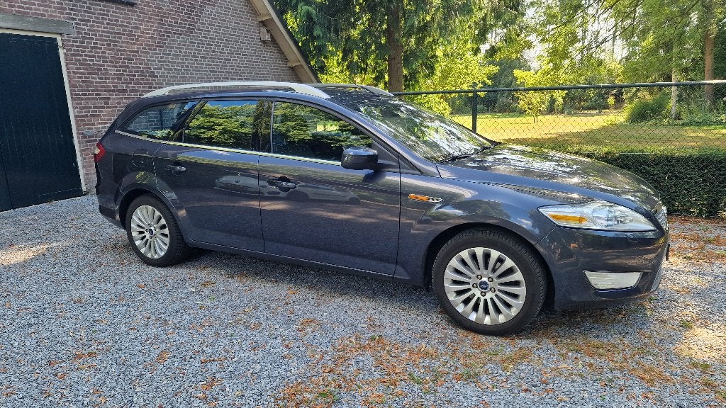 Ford Mondeo 2.0 16V 107KW Wagon 2009 Grijs, Auto's, 145 pk, 4 cilinders, Mondeo, Alcantara