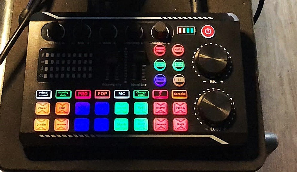 F998 Intelligente soundcard+DJM-101+Devine usb 50+DGM20S, Ophalen of Verzenden, Gebruikt