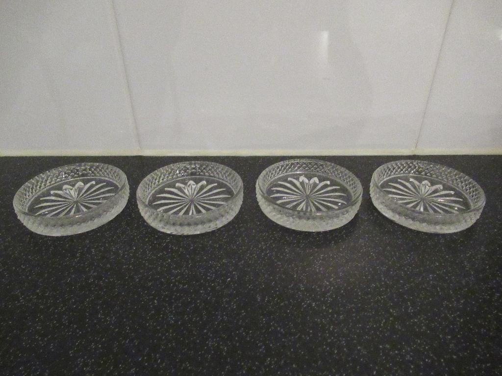 4 glazen onderzetters, Antiek en Kunst, Curiosa en Brocante, Ophalen of Verzenden