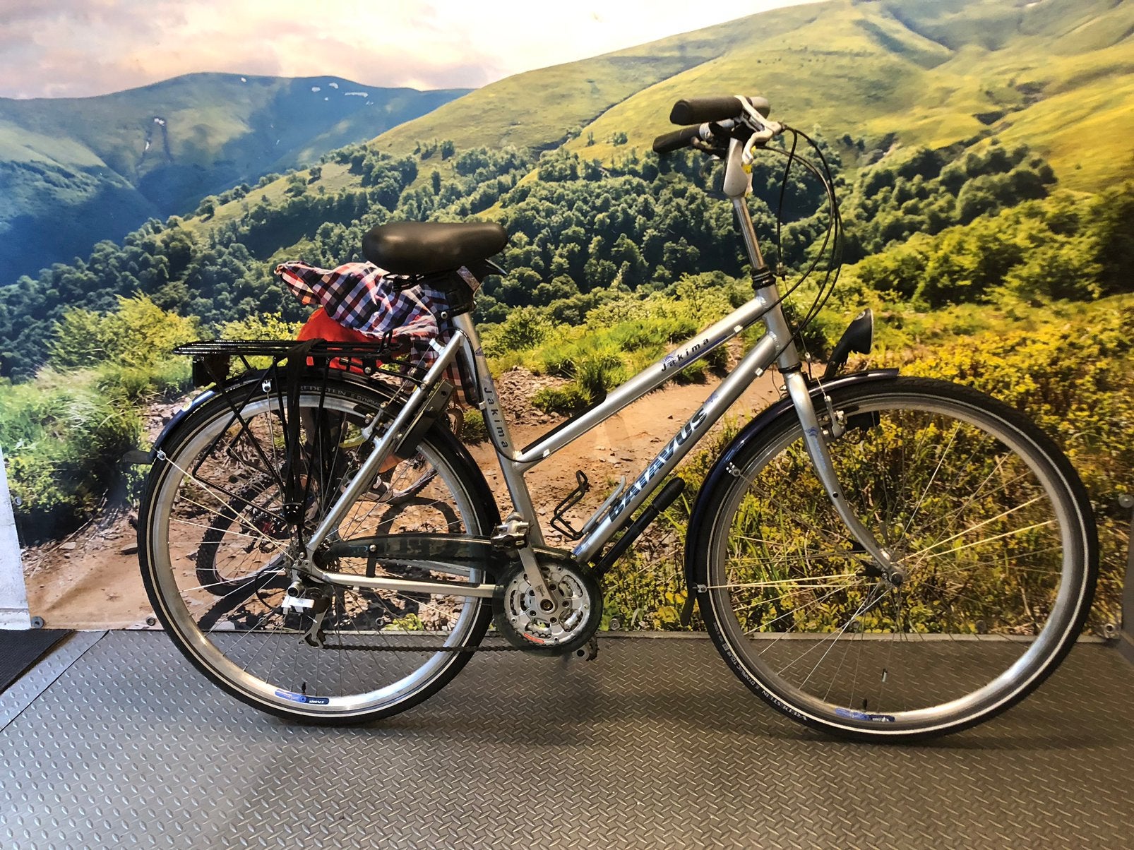 Batavus Jakima Dames 57CM, Ophalen, Versnellingen, Batavus, Zo goed als nieuw