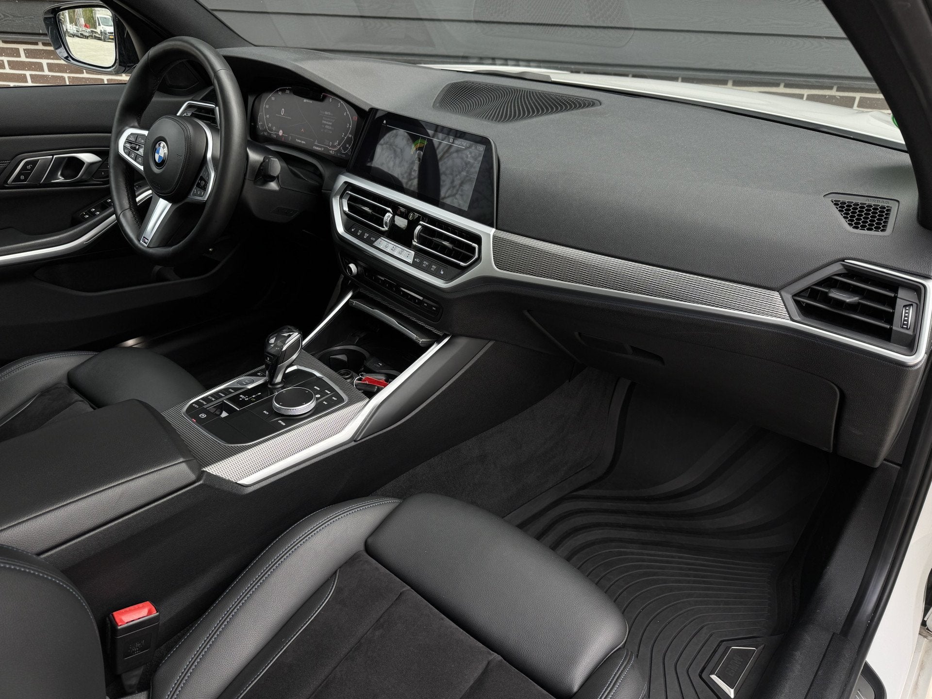 BMW 3-serie 330e M Sport 292 pk LASER, PANO, Memory, ACC, HU, Auto's, BMW, 1998 cc, Achterwielaandrijving, Gebruikt, Zwart