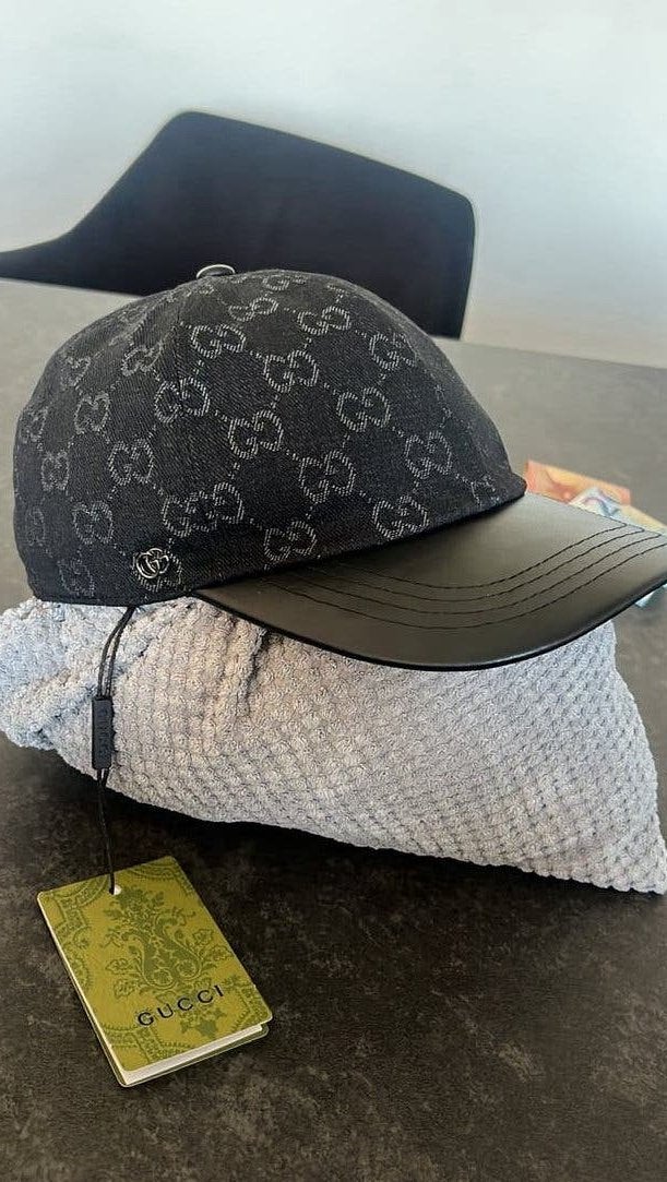 Gucci pet zwart, Ophalen of Verzenden, Zo goed als nieuw, One size fits all, Pet