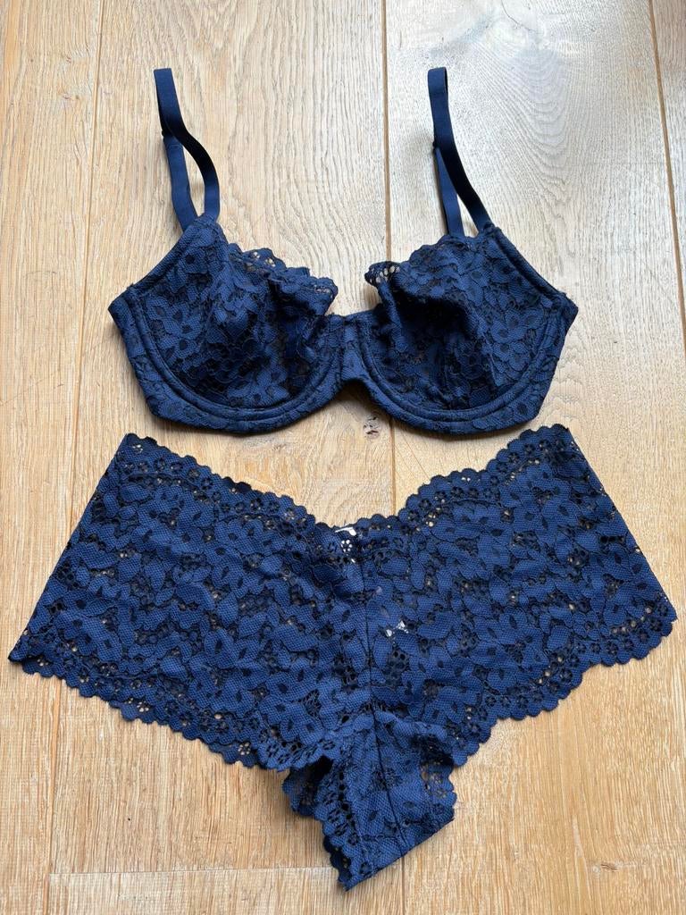 Victoria’s Secret lingeriesetje (maat 70F / M), Kleding | Dames, Ophalen of Verzenden, Blauw, Setje