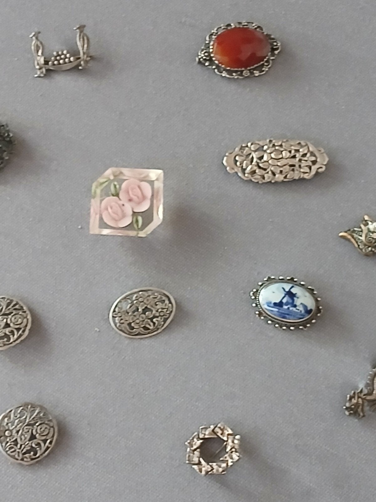 12 broches, Antiek en Kunst, Verzenden, Zilver