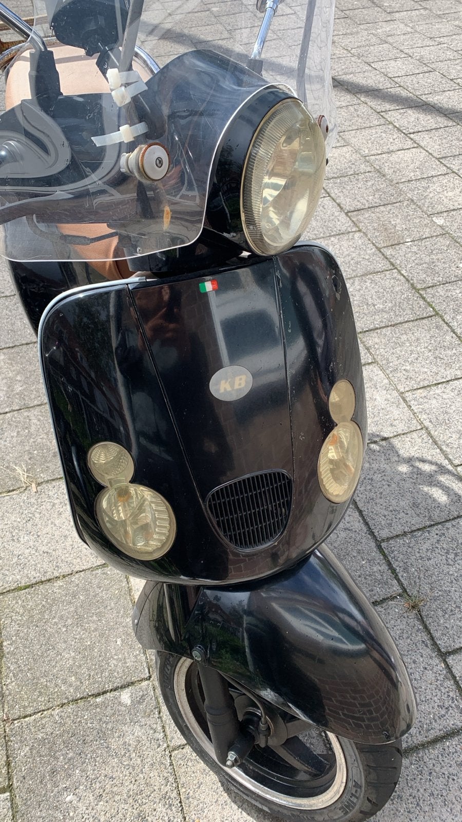 Killerbee scooter - Goedwerkend, Ophalen of Verzenden, Gebruikt, Maximaal 45 km/u, Benzine