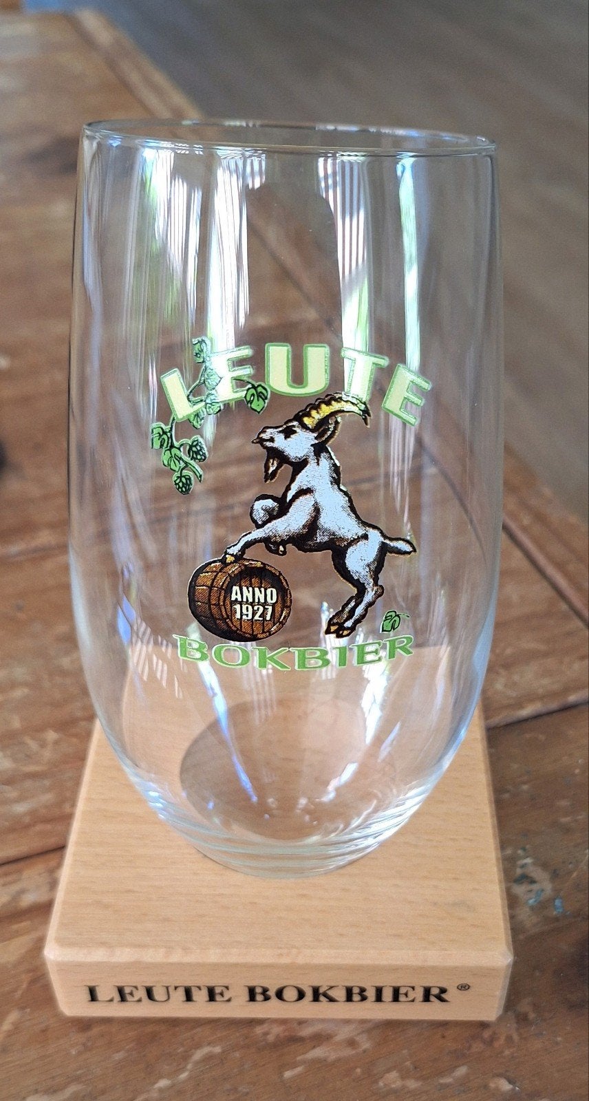 Officieel Leute Bokbier glas met houten houder - 33cl, Glas of Glazen, Overige merken, Nieuw, Ophalen of Verzenden
