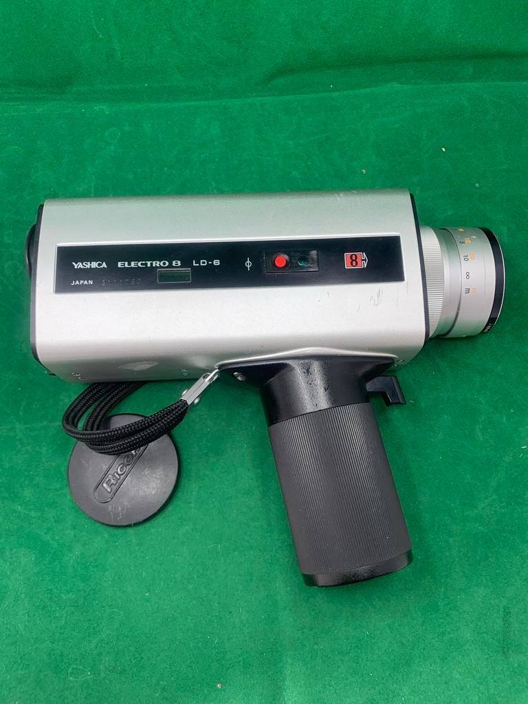 Yashica Electro8 LD-6 8mm camera met accessoires en koffer, Ophalen of Verzenden, 8mm, Camera