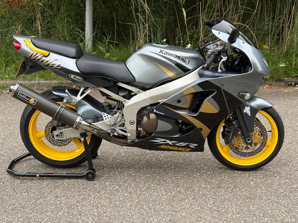 Kawasaki ZX6R uit 2000 | 35kW op kenteken!, Motoren, Motoren | Kawasaki, Sportuitlaat, Kawasaki, 4 cilinders, Onbekend