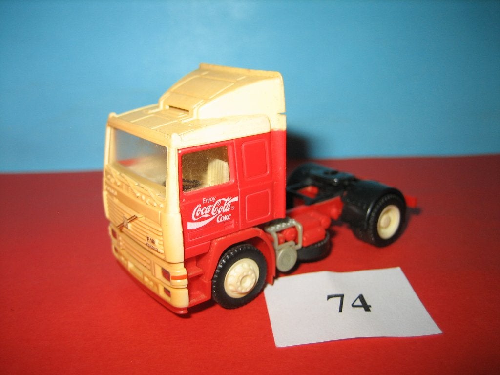 (T-4)  kavel  met losse  VOLVO  Truck's  awm/albedo, Ophalen of Verzenden, Zo goed als nieuw, Bus of Vrachtwagen, AWM