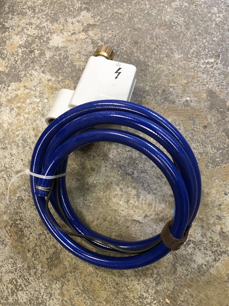 Wasmachine waterklep, Ophalen, 1200 tot 1600 toeren, Gebruikt, Minder dan 85 cm