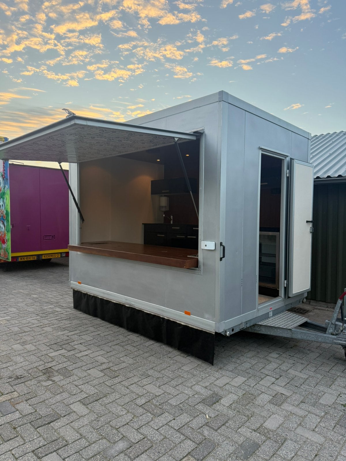 Tekoop humbaur Verkoopwagen mover! Automatische toonbank!, Ophalen