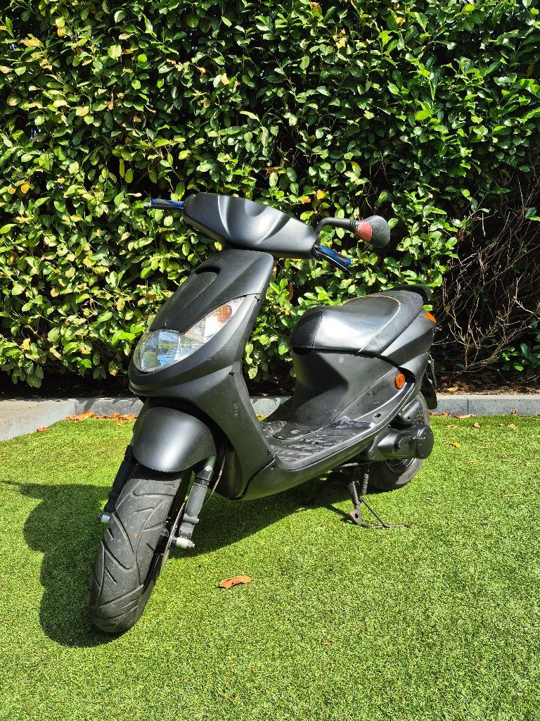 Peugeot Vivacity 2005 Geel Kenteken, Fietsen en Brommers, Scooters | Peugeot, Ophalen, Tweetakt, Gebruikt, Maximaal 45 km/u