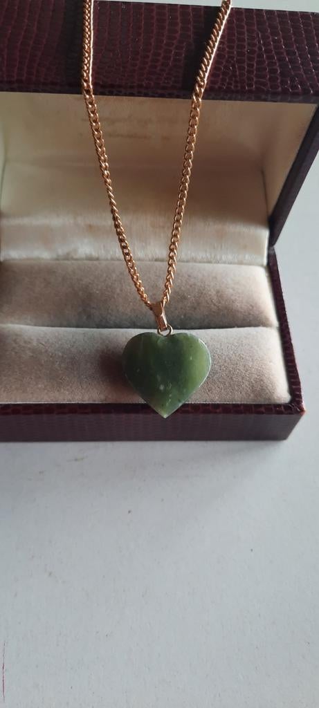 Vintage  ketting  met groen  jade hart, Sieraden, Tassen en Uiterlijk, Kettingen, Ophalen of Verzenden, Zo goed als nieuw, Groen