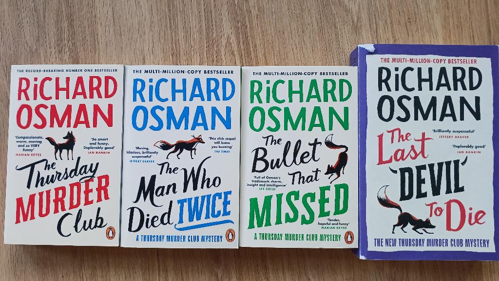 Thursday Murder Club, Boeken, Ophalen of Verzenden, Zo goed als nieuw, Richard Osman