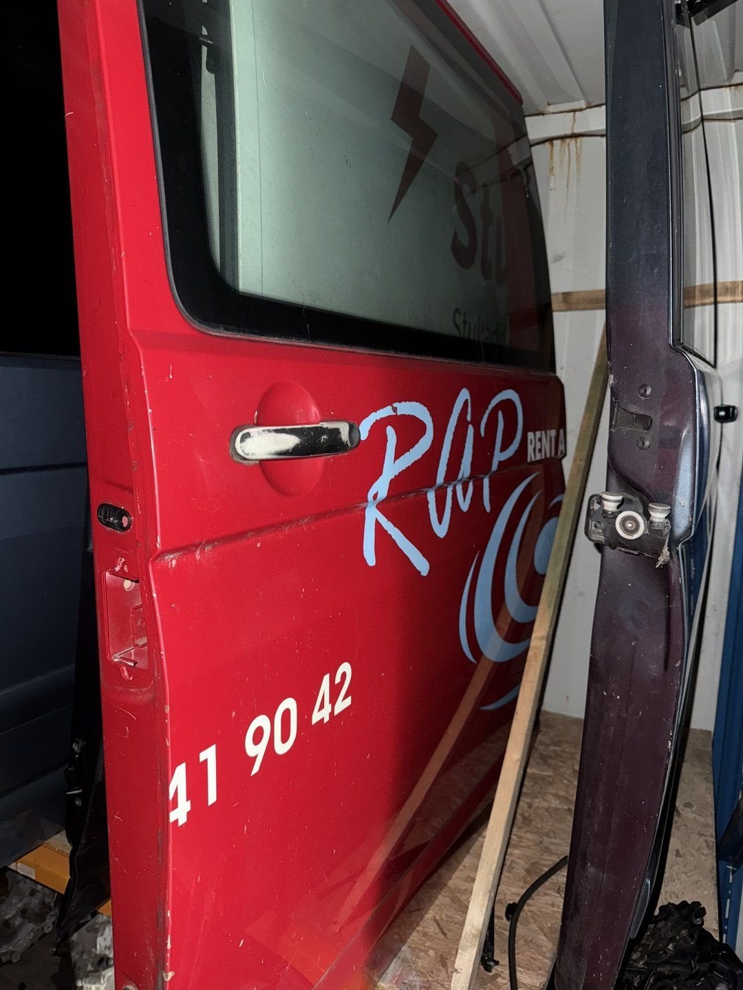 Volkswagen T5 schuifdeur LINKS ROOD, Ophalen, Gebruikt, -, Links