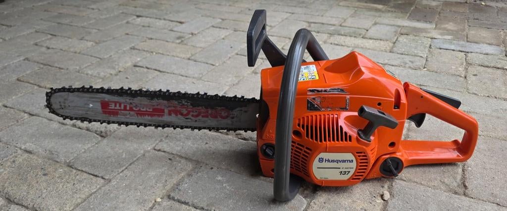 Zgoh Husqvarna 137 e series kettingzaag, Ophalen, Gebruikt