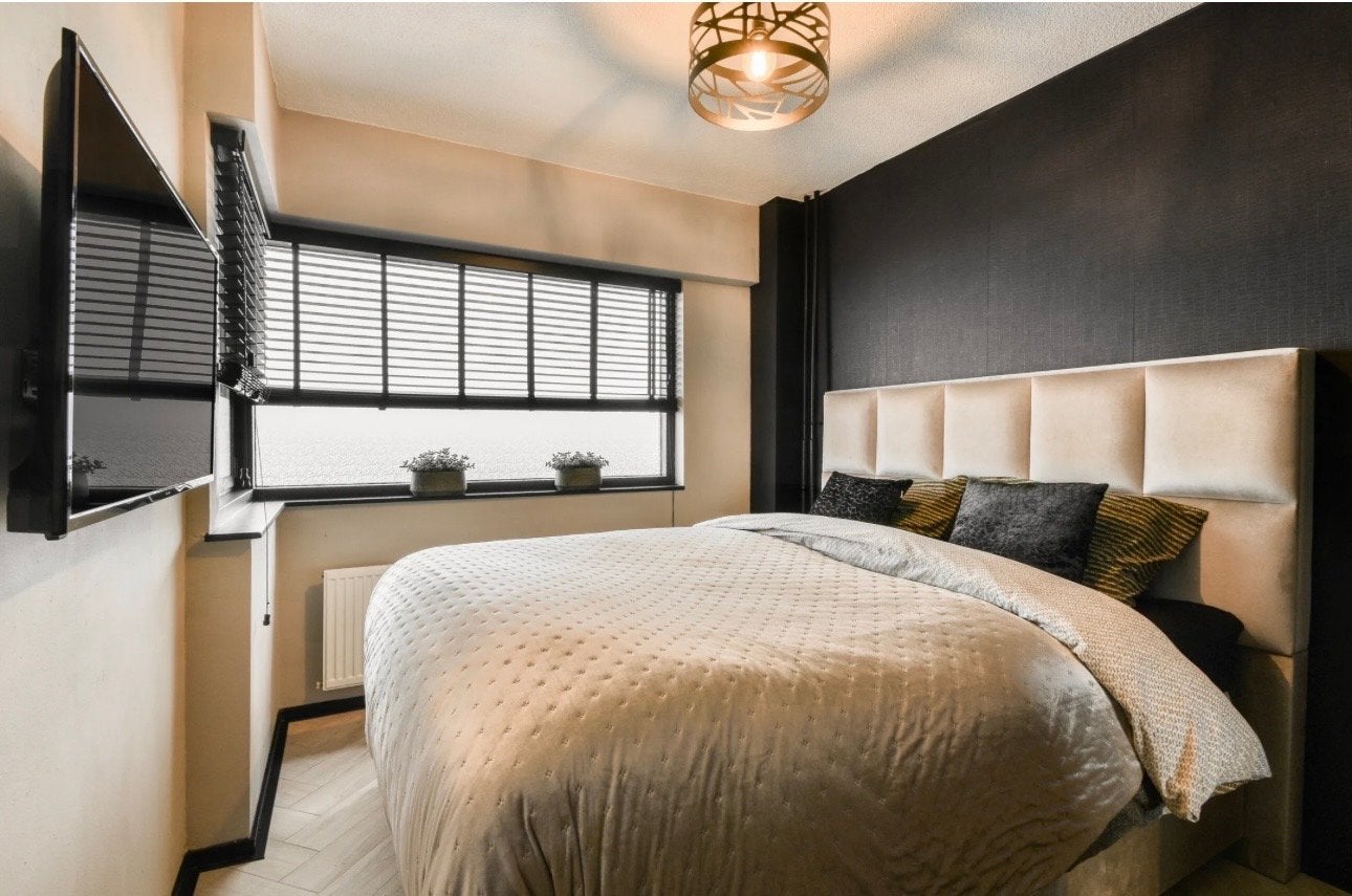Luxe tweepersoonsbed met gestoffeerd hoofdbord +opbergruimte, Huis en Inrichting, Ophalen, Overige kleuren, Tweepersoons, Zo goed als nieuw