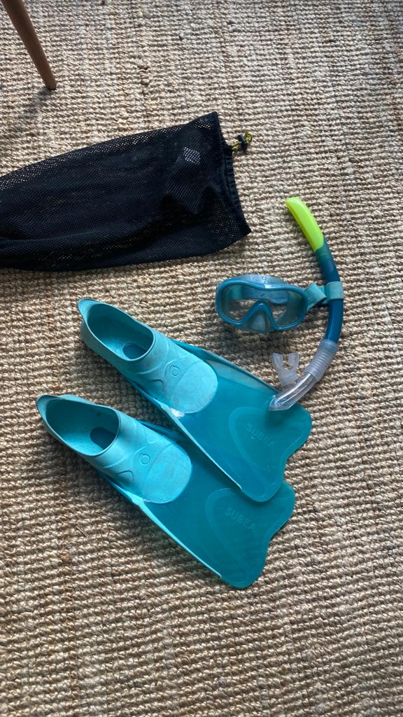Snorkelset met duikbril, snorkel en flippers maat 40-41, Ophalen of Verzenden, Duikbril of Snorkel