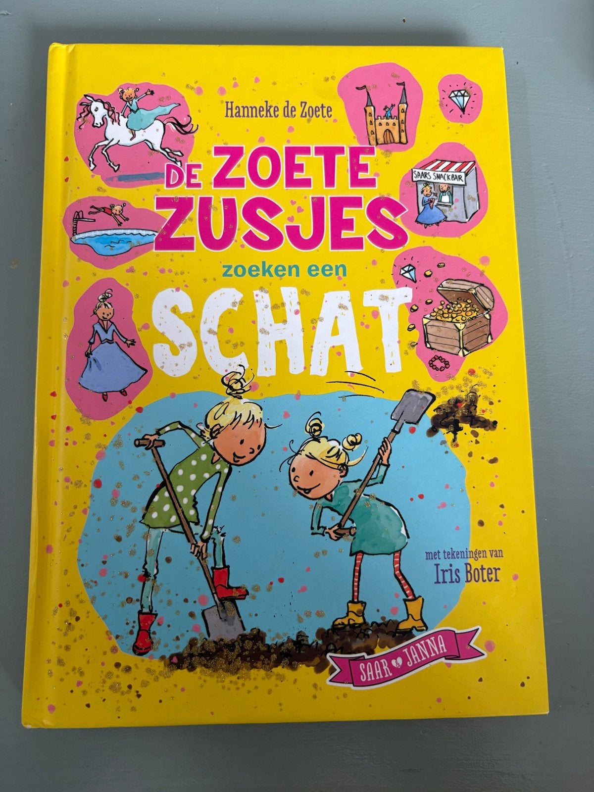 De Zoete Zusjes zoeken een schat - Hanneke de Zoete, Ophalen, Zo goed als nieuw, Fictie algemeen