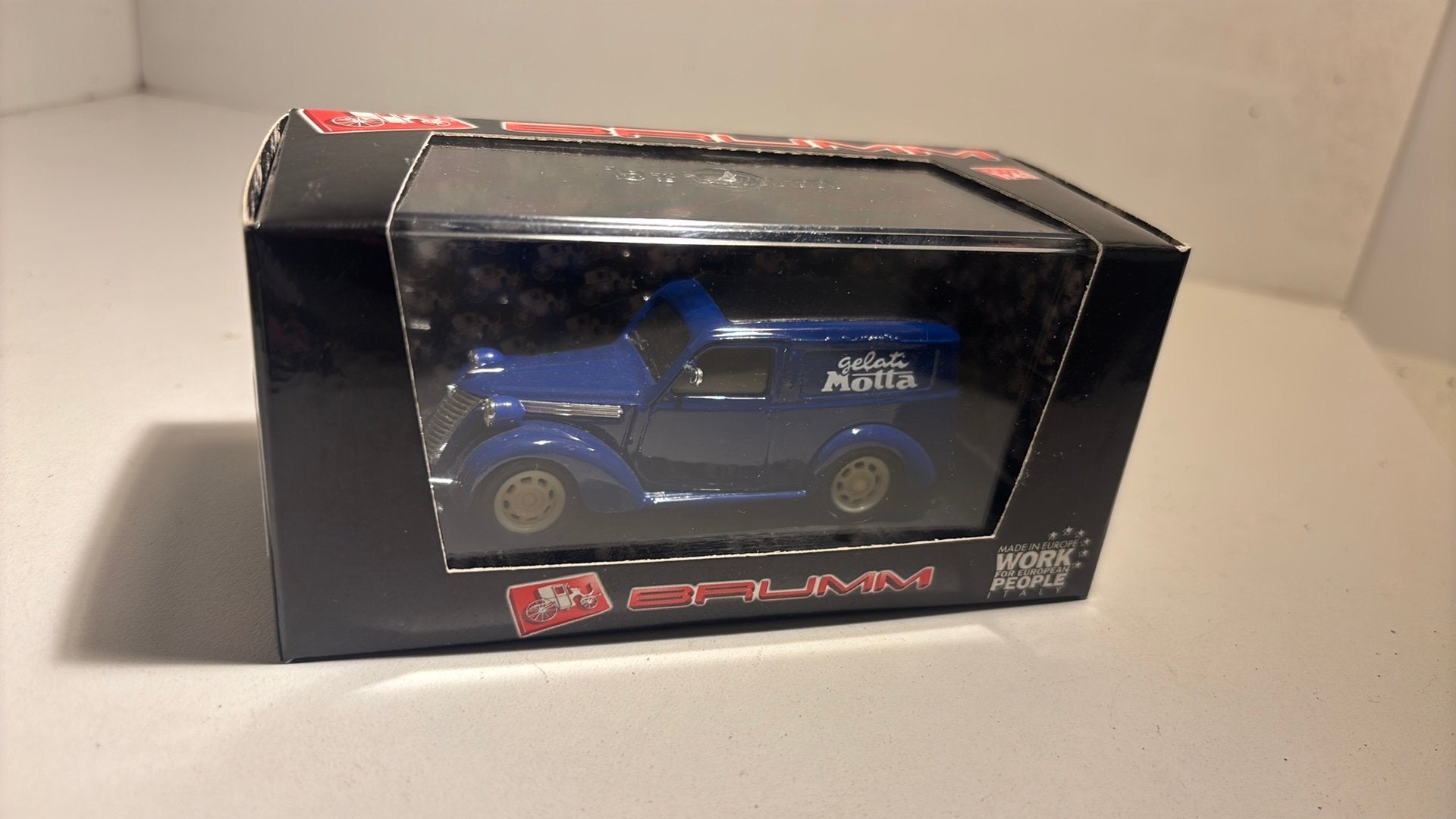 Fiat 1100 e brumm 1.43, Hobby en Vrije tijd, Overige merken, Auto, Ophalen of Verzenden, A