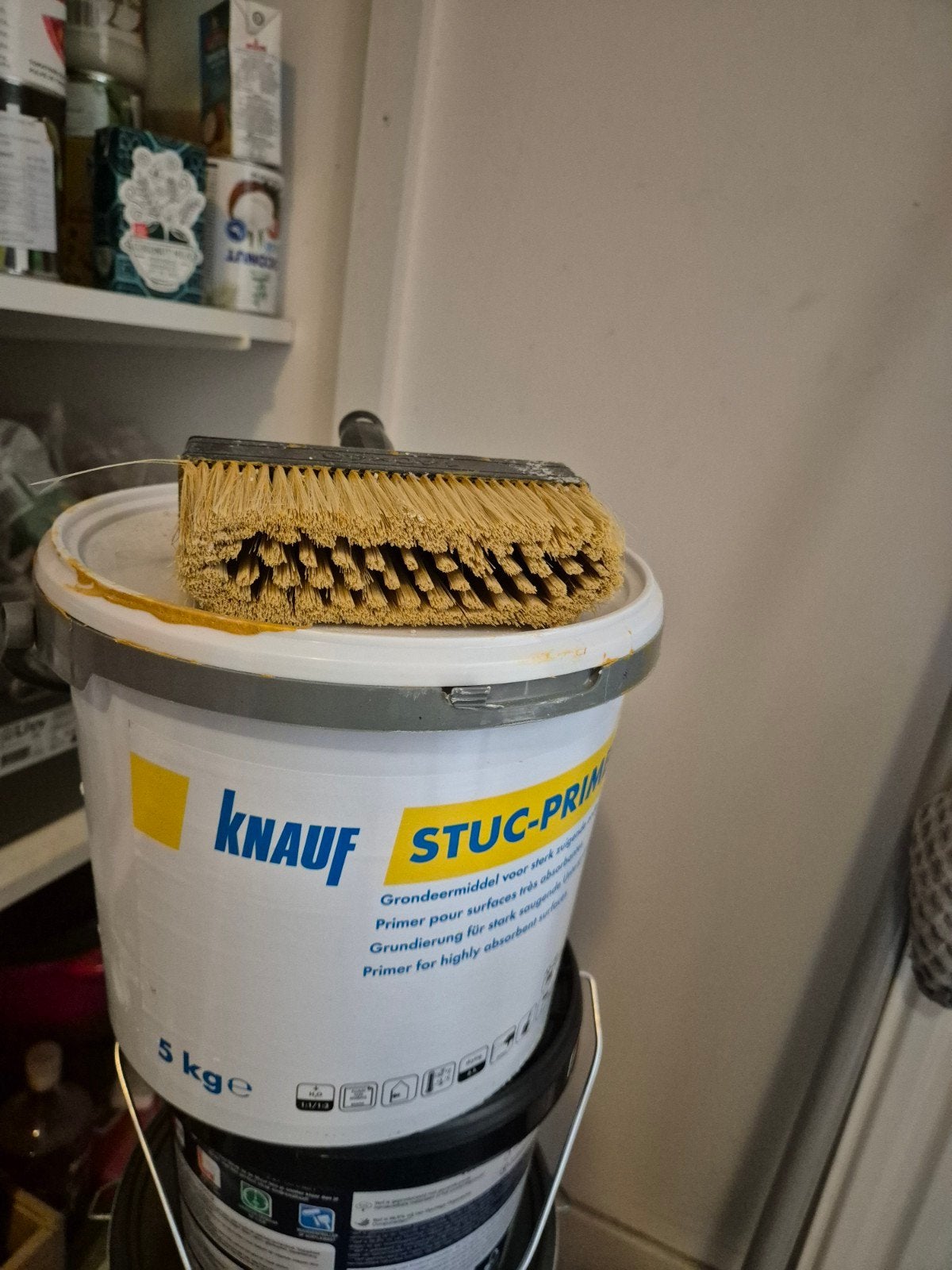 Knauf Stuc-Primer met kwast, Ophalen, Gebruikt, Wit, Verf