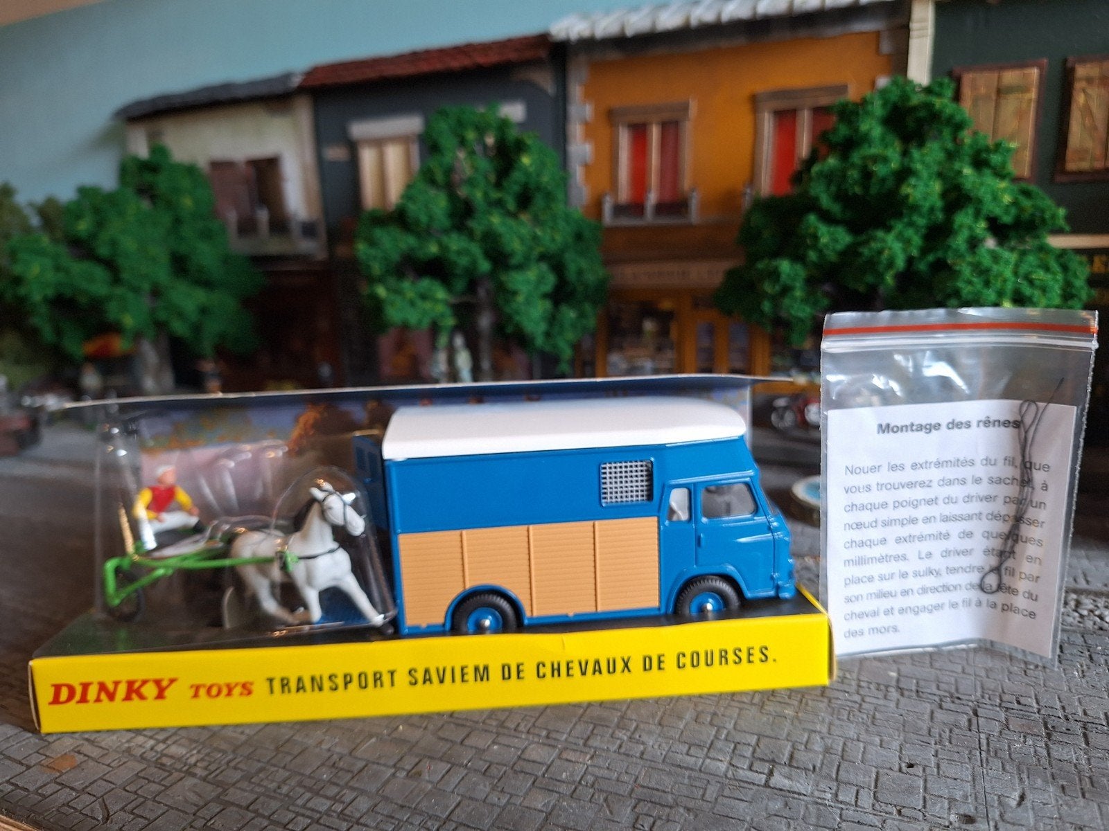 Dinky toys saviem nieuw in doos, Ophalen of Verzenden, Nieuw, Auto, Dinky Toys