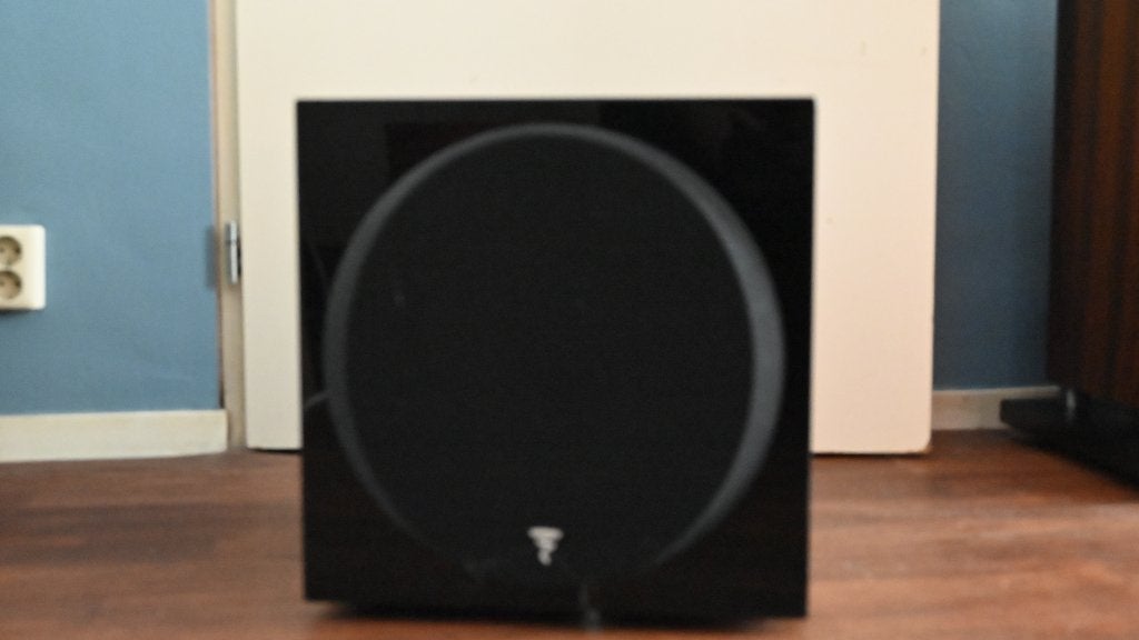 Focal subwoofer, Overige merken, Subwoofer, Ophalen of Verzenden, Zo goed als nieuw
