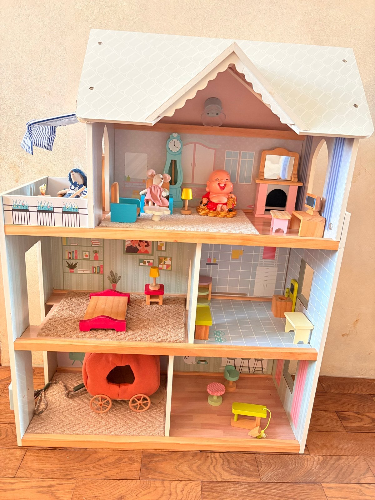 Groot Poppenhuis met Meubels - Exclusief Maileg Muizen, Ophalen, Zo goed als nieuw, Poppenhuis