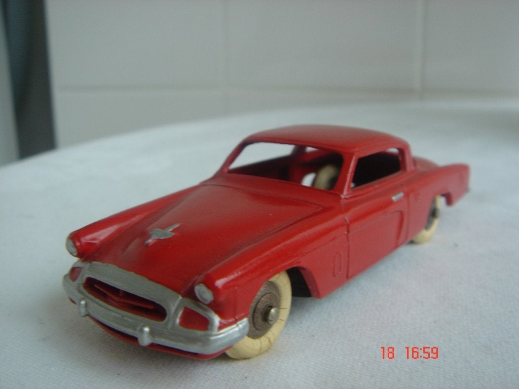 DINKY TOYS FRANCE  STUDEBAKER  COMANDER   24 Y 1955 RE-PAINT, Hobby en Vrije tijd, Modelauto's | 1:43, Ophalen of Verzenden, Gebruikt