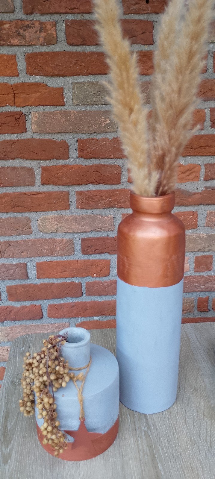 SET VAZEN beton look - grijs met koper accenten, Huis en Inrichting, Woonaccessoires | Vazen, Ophalen of Verzenden, Zo goed als nieuw