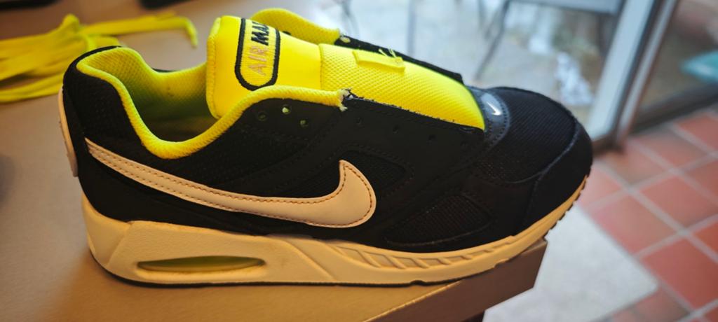 Nike Air Max Sneakers Zwart/Neon Geel, Zwart, Nike, Nieuw, Ophalen of Verzenden