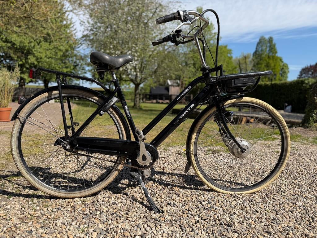 Twee zwarte sparta pick up fietsen, heren en dames model, Ophalen, Minder dan 30 km per accu, Sparta, Gebruikt