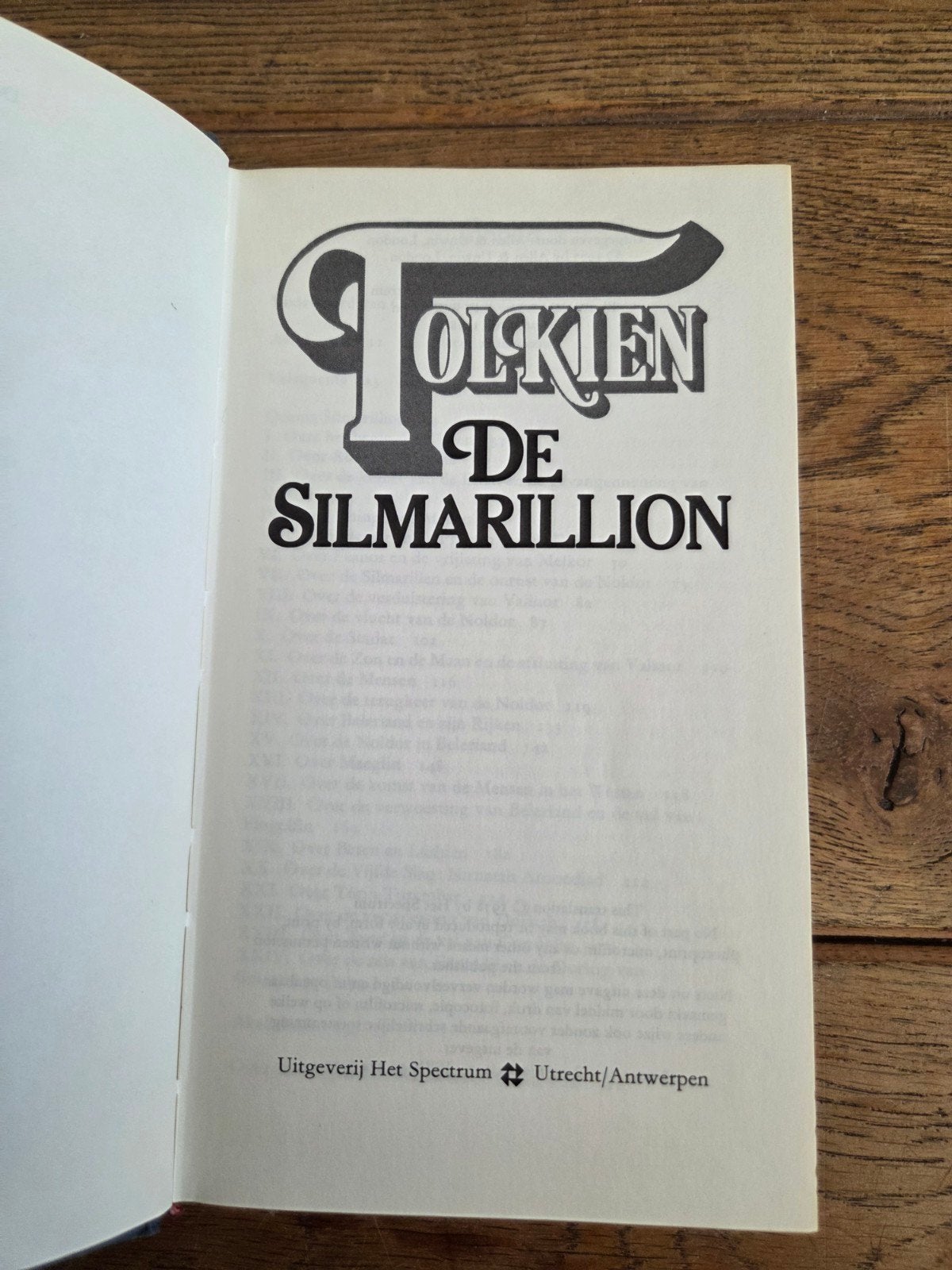 Tolkien - De Silmarillion, Boeken, Ophalen of Verzenden, Gelezen, J.R.R. Tolkien