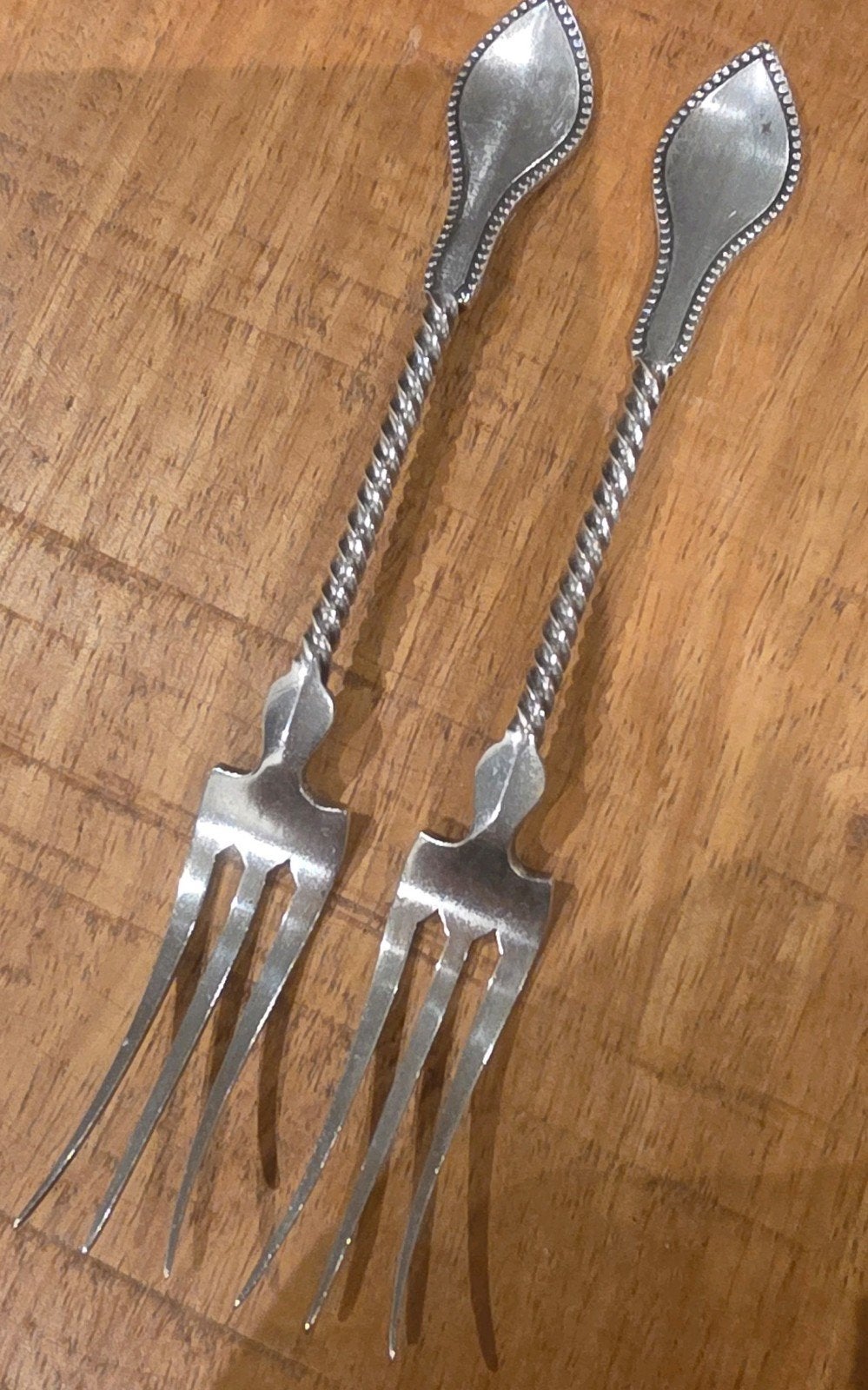 Antiek zilveren vorkjes met gedraaid handvat, Antiek en Kunst, Ophalen of Verzenden
