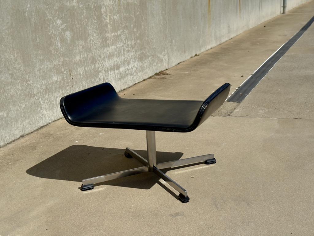 Vintage leren hocker | modernistisch design voetenbankje, Minder dan 50 cm, Gebruikt, |, Vitra Eames Knoll Gispen Artifort Stellar Works Cassina Ligne