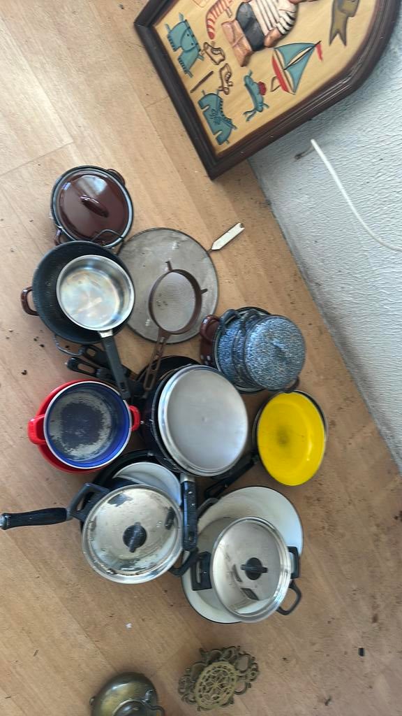 Verzameling oude pannen, Huis en Inrichting, Keuken | Potten en Pannen, Ophalen, Zo goed als nieuw, Rvs, Pannenset