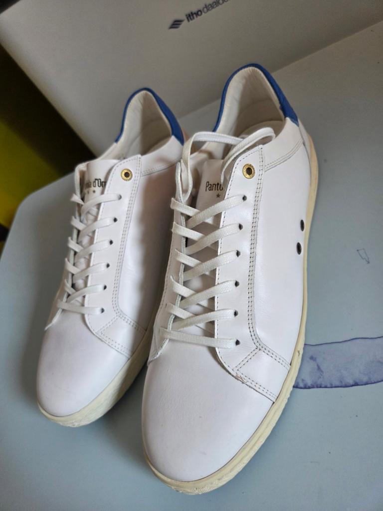 Sneakers, Ophalen of Verzenden, Zo goed als nieuw, Wit