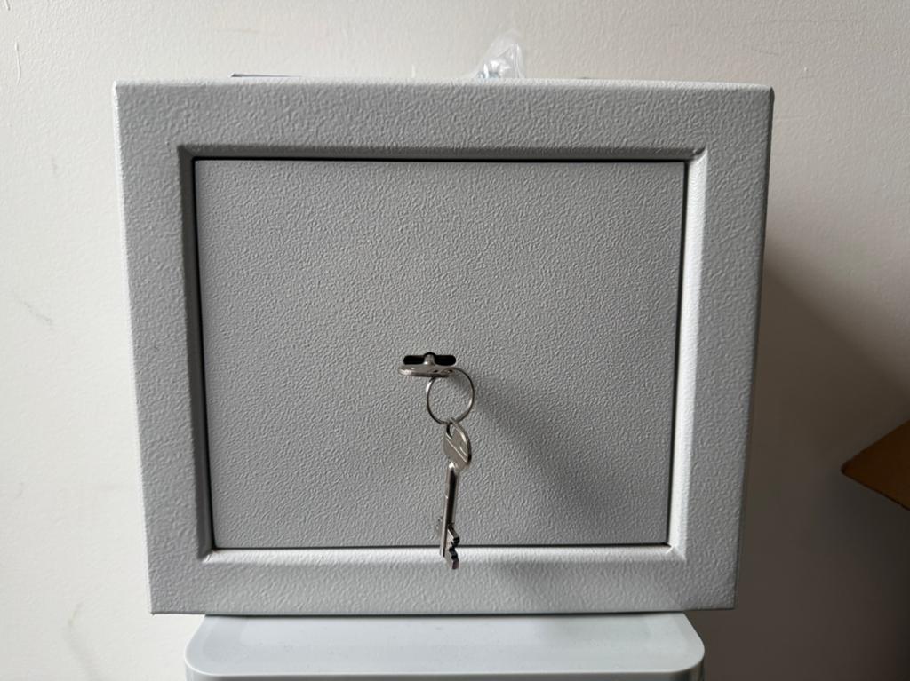 Zeer degelijke NIEUWE compacte PT kluis brandkast, Huis en Inrichting, Brandblussers en Brandkasten, Ophalen, Nieuw, Brandkast