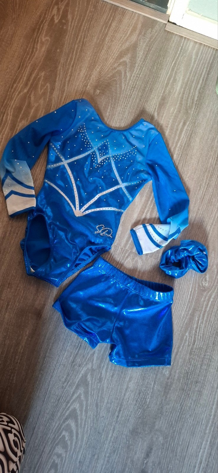 gympakje LOVA met broekje en scruncie, Blauw, Overige typen, Zo goed als nieuw, Kindermaat 122 t/m 140