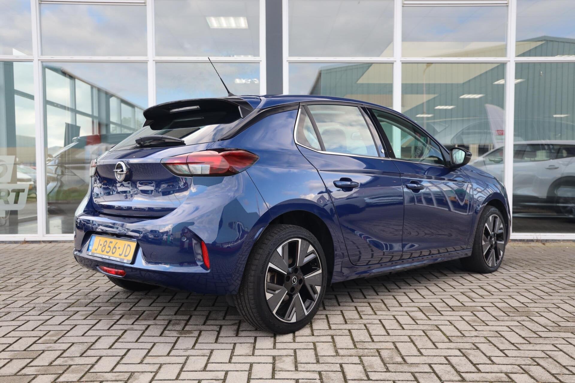 Opel Corsa-e Elegance 50 kWh|SOH 92%|Stoel/stuurverwarming|C, Dealer onderhouden, 136 pk, Gebruikt, Met garantie (alle)
