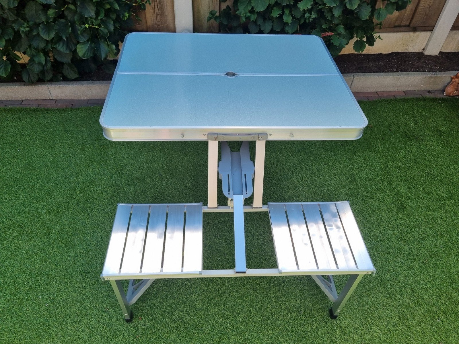 Opvouwbare picknicktafel met 4 zitplaatsen - Aluminium, Ophalen, 4 zitplaatsen, Gebruikt, Aluminium