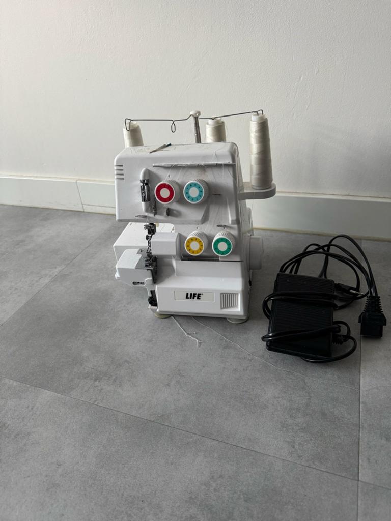 Life Lockmachine, Ophalen of Verzenden, Gebruikt, Lockmachine, Overige merken