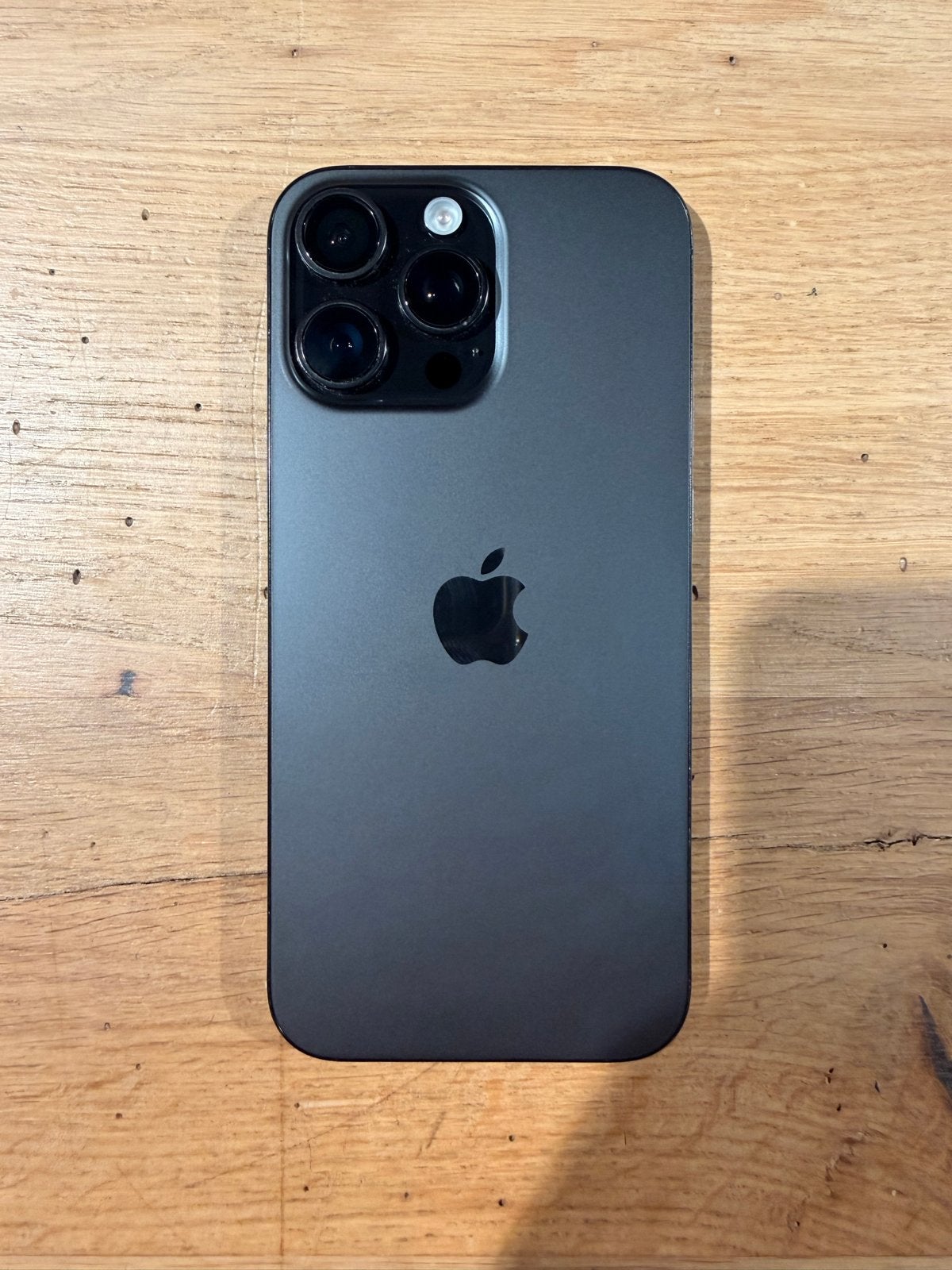 Foto 3 van iPhone 16 Pro Max 256GB - 89% Batterijconditie